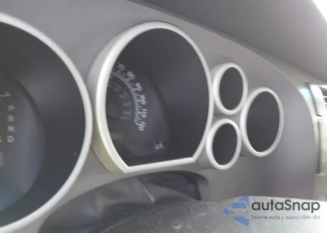 2010 Toyota Tundra Grade 4.6L V8 z USA, uszkodzony, nr VIN 5TFDM5F14AX003673